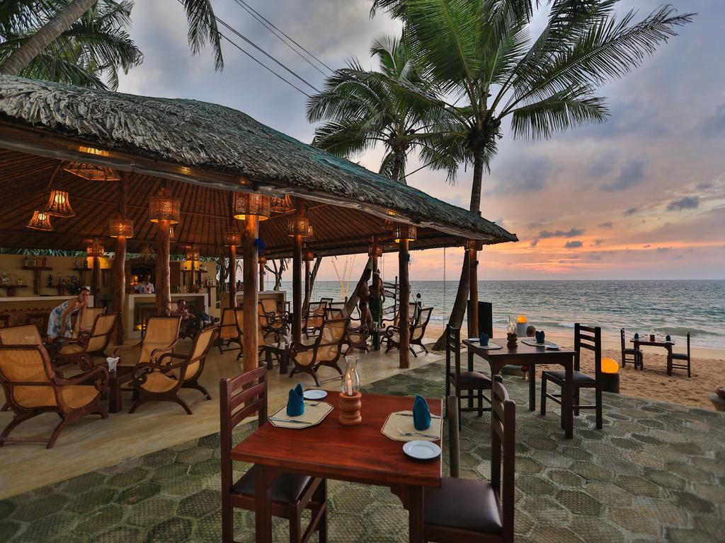 Thejan Beach Cabanas Bentota Buitenkant foto