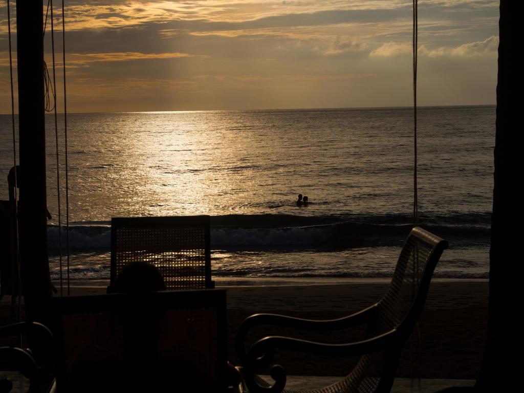 Thejan Beach Cabanas Bentota Buitenkant foto