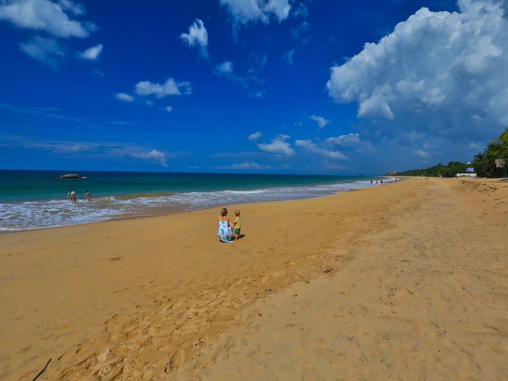 Thejan Beach Cabanas Bentota Buitenkant foto