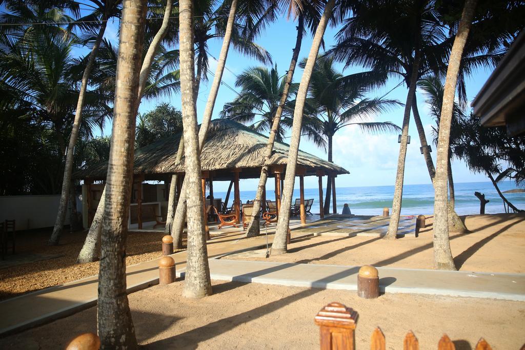 Thejan Beach Cabanas Bentota Buitenkant foto